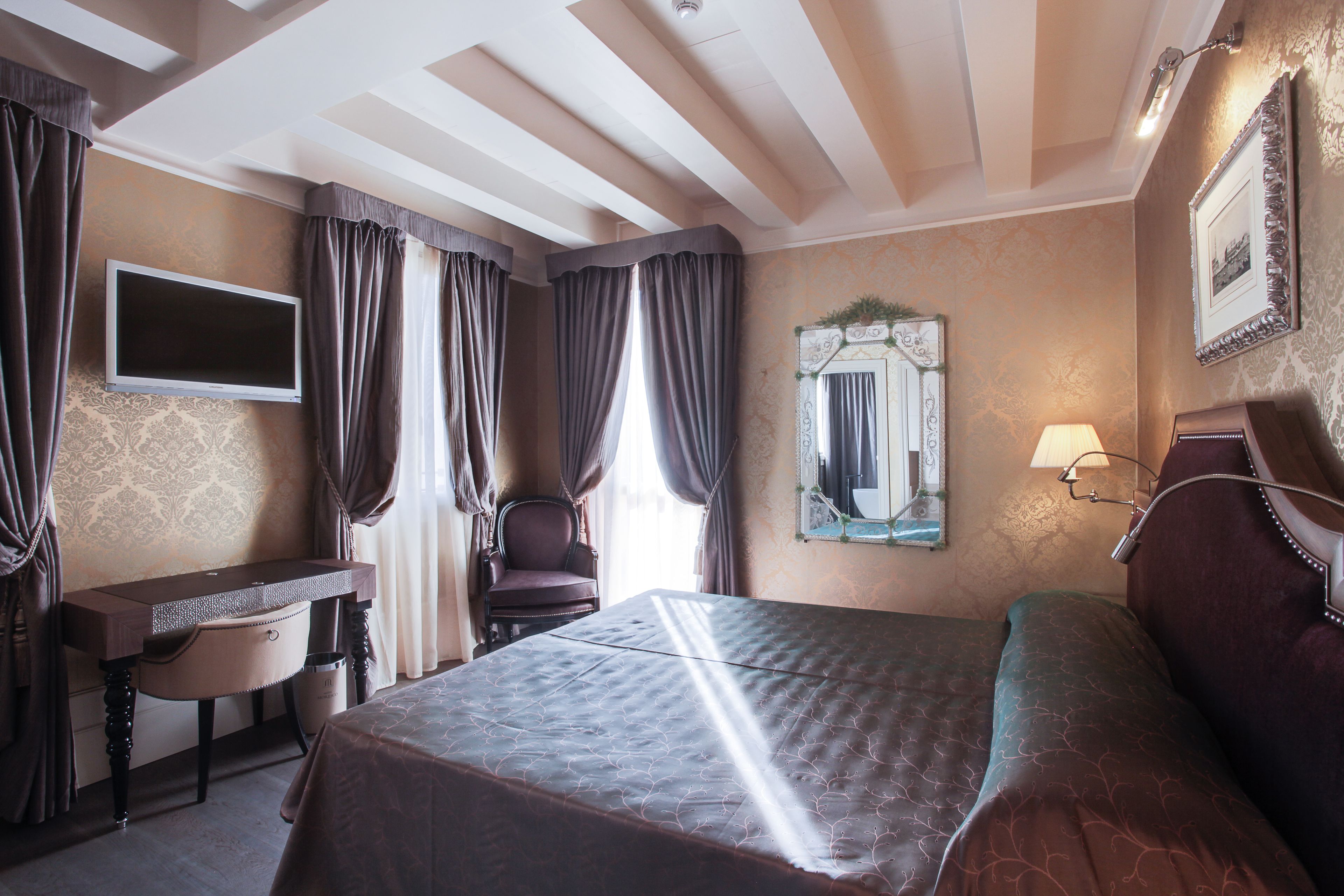 superior double or twin room | down duvets, minibar, in-room safe, individually decorated