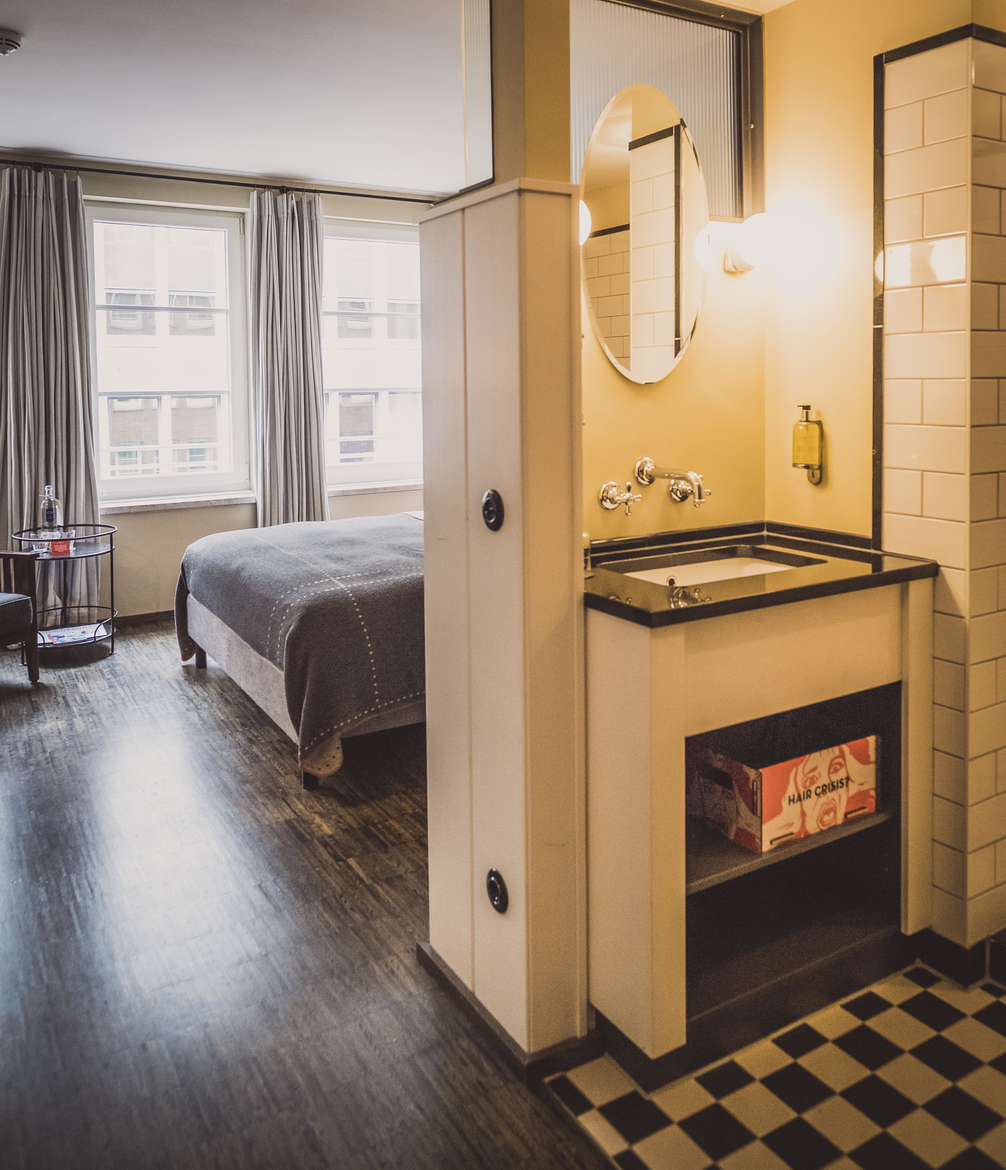 m-studio | bathroom | shower, hydromassage showerhead, free toiletries, hair dryer