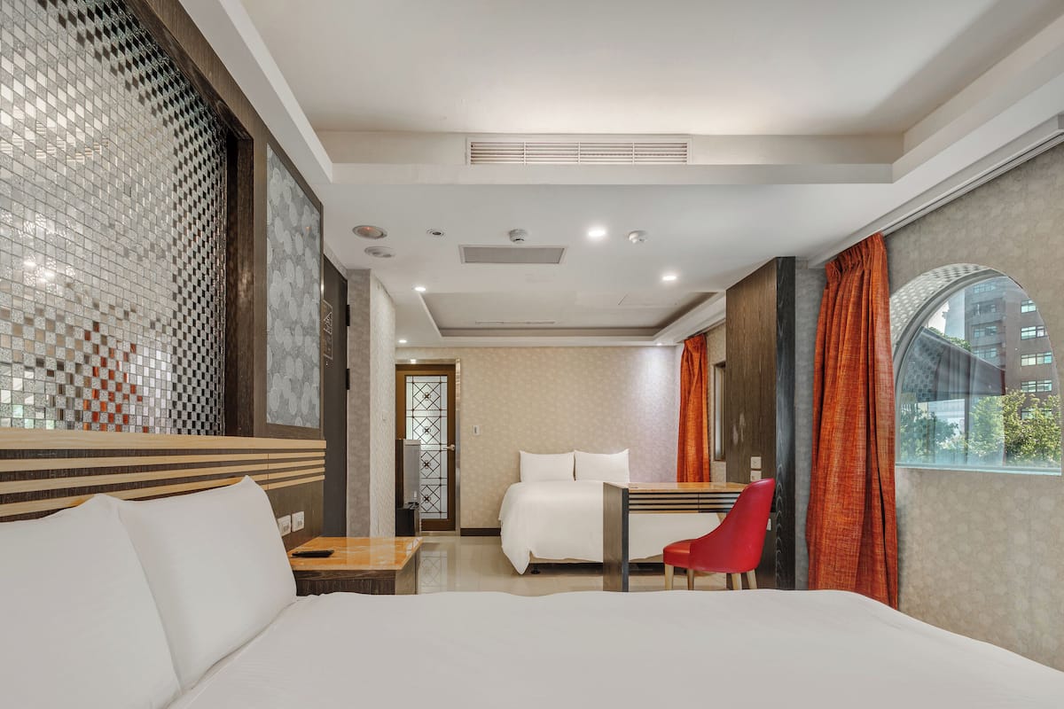 Deluxe Quadruple Room