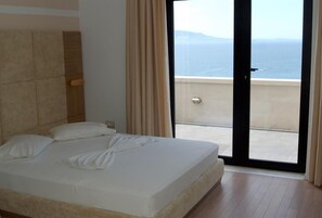 Minibar, soundproofing, wheelchair access - Brilant (Sarandë)