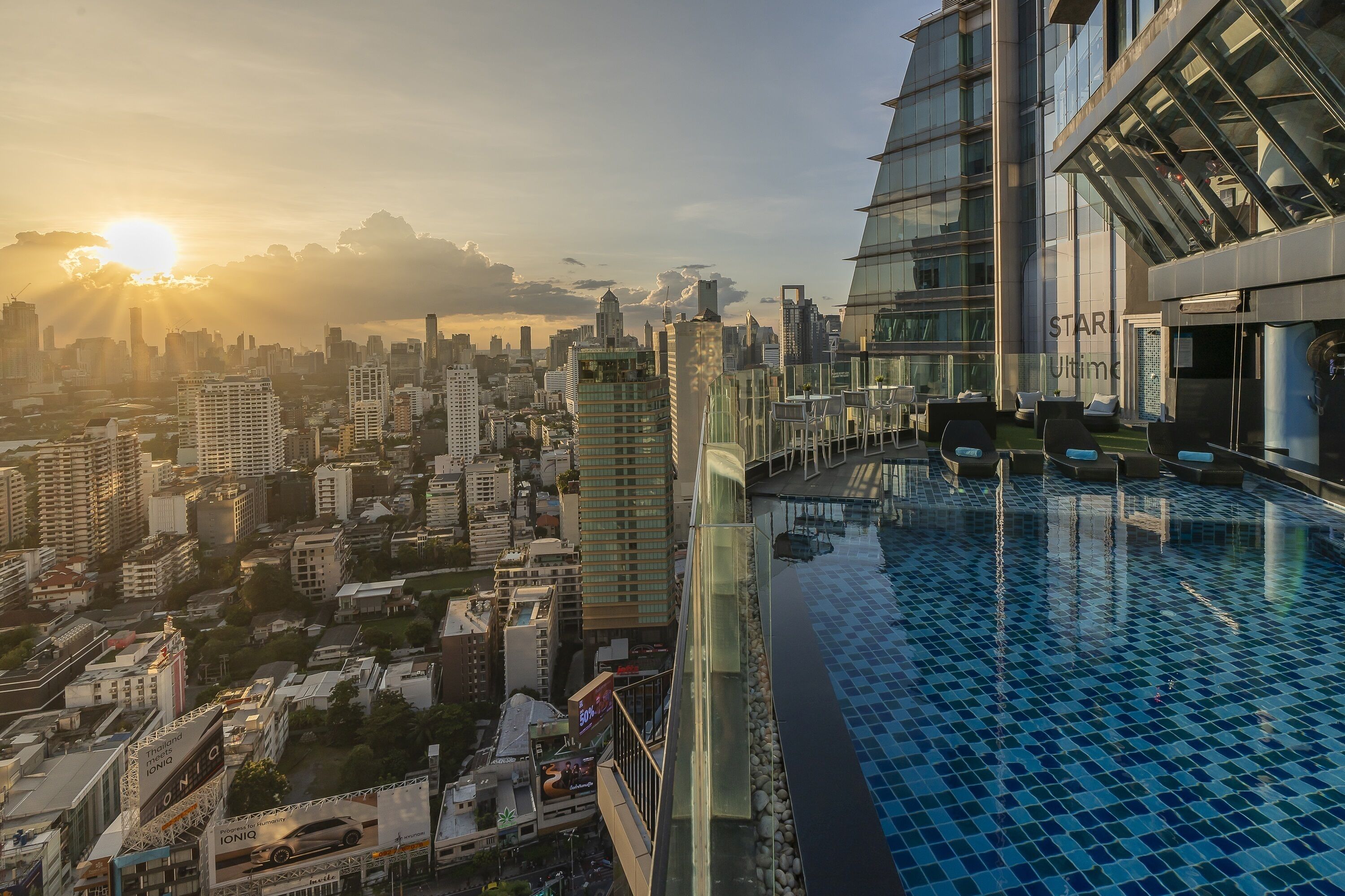 Foto - The Continent Hotel Sukhumvit - Asok BTS Bangkok