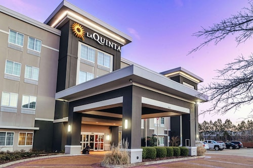 La Quinta Inn & Suites by Wyndham Starkville at MSU