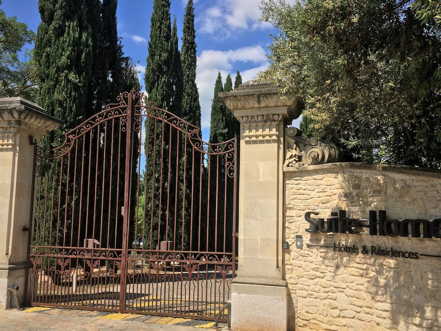 Fachada da propriedade