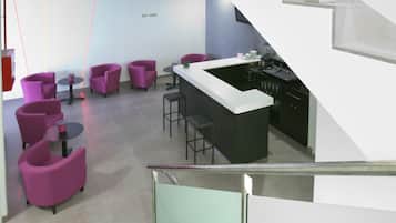 Bar (en la propiedad)