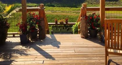 The 1850 House Inn and Tavern