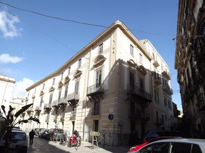Front of property - I Cavalieri di Malta (Palermo)