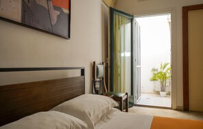 Habitación doble de diseñador | Sábanas italianas Frette y ropa de cama de alta calidad 
