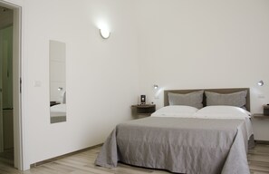 Familien-Suite, 2 Schlafzimmer, Balkon | Hochwertige Bettwaren, Daunenbettdecken