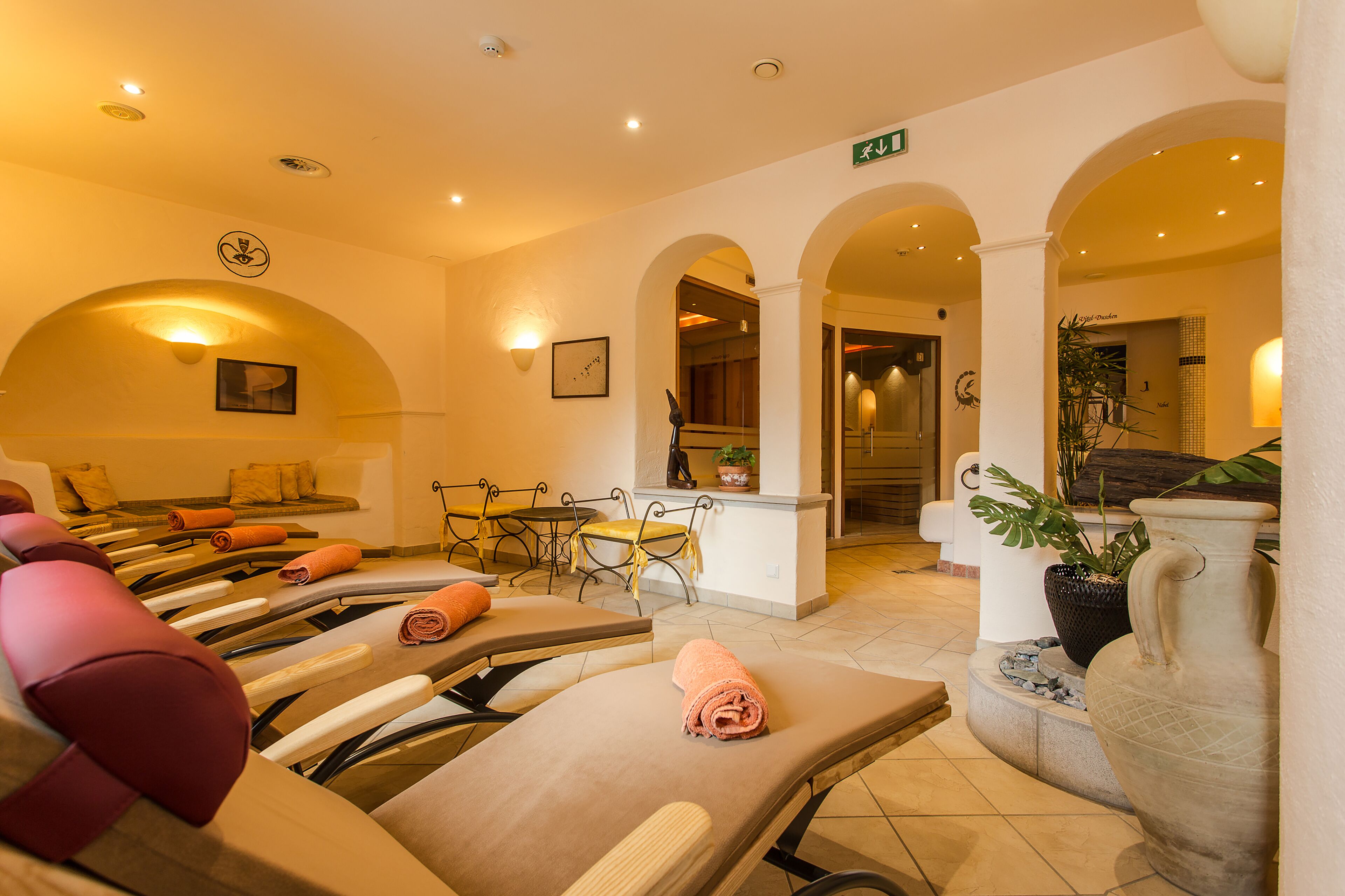 sauna, hot tub, massages