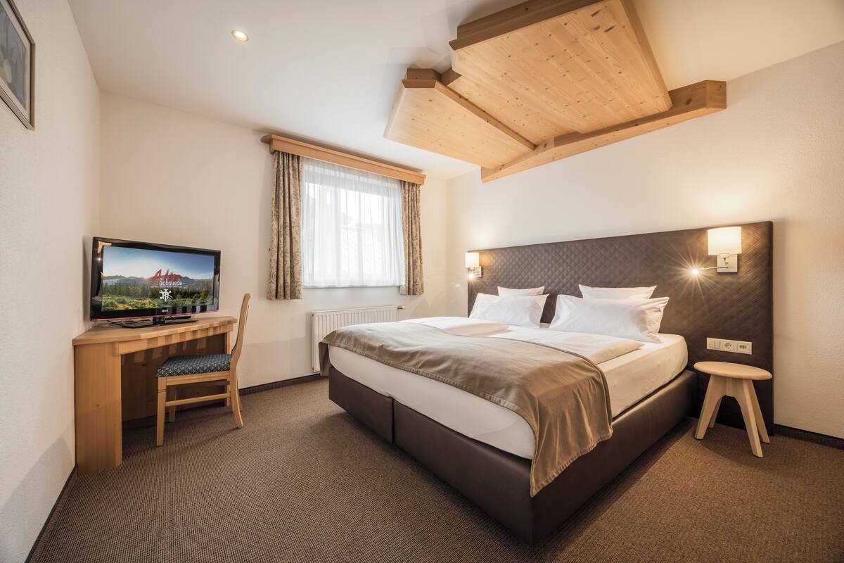 standard apartment, balcony | living area | led tv