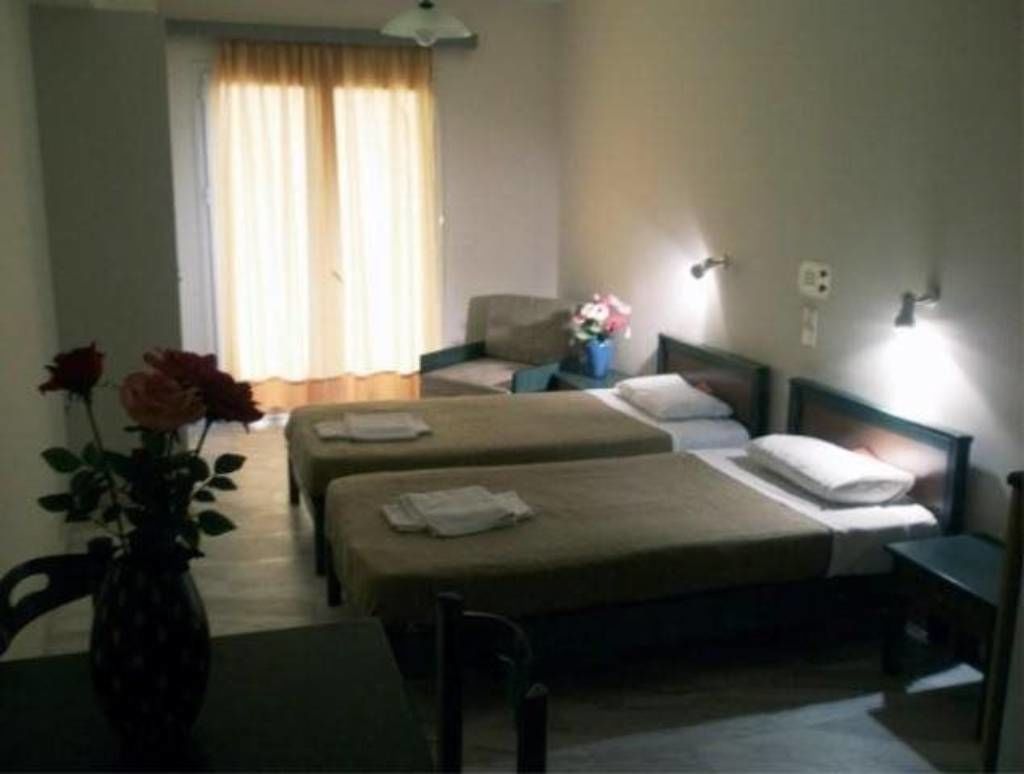 in-room safe, blackout curtains, soundproofing, free cots/infant beds