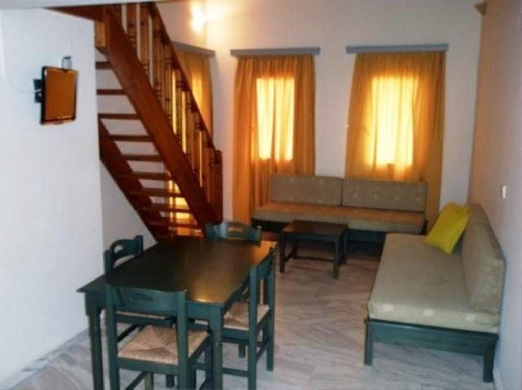 duplex | living area | 17-inch flat-screen tv with satellite channels, tv