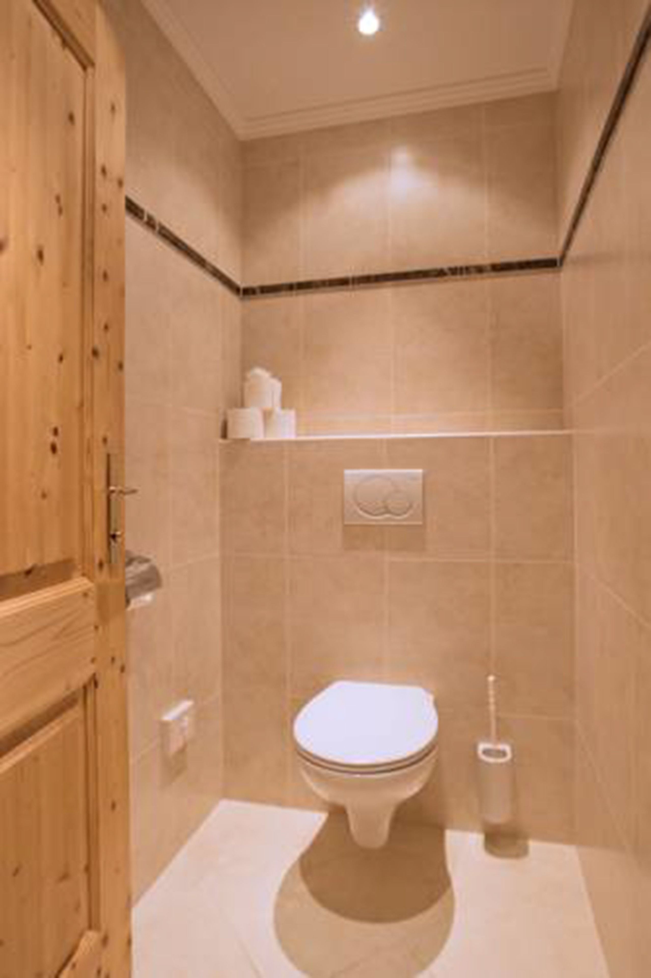 shower, hair dryer, bathrobes, towels