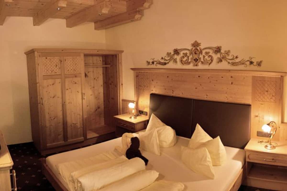 in-room safe, free cots/infant beds, rollaway beds, free wifi