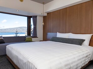 Standard Double Room, Non Smoking, Lake View