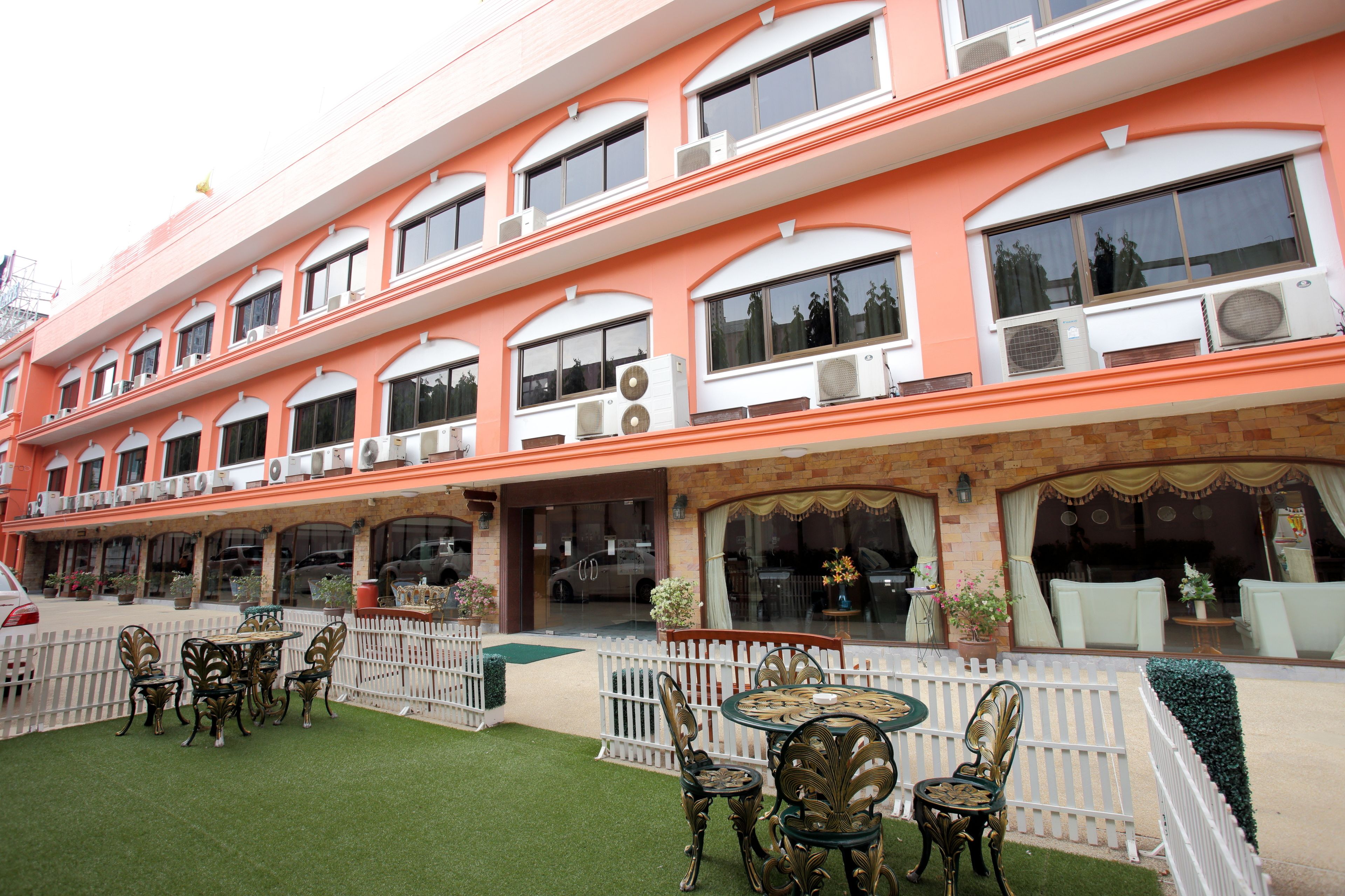Photo - PJ Watergate Hotel