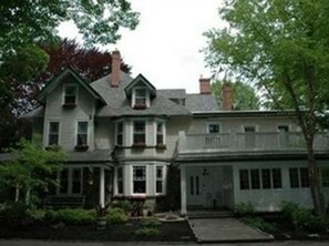 Front of property - Wayne Bed & Breakfast Inn (Wayne)