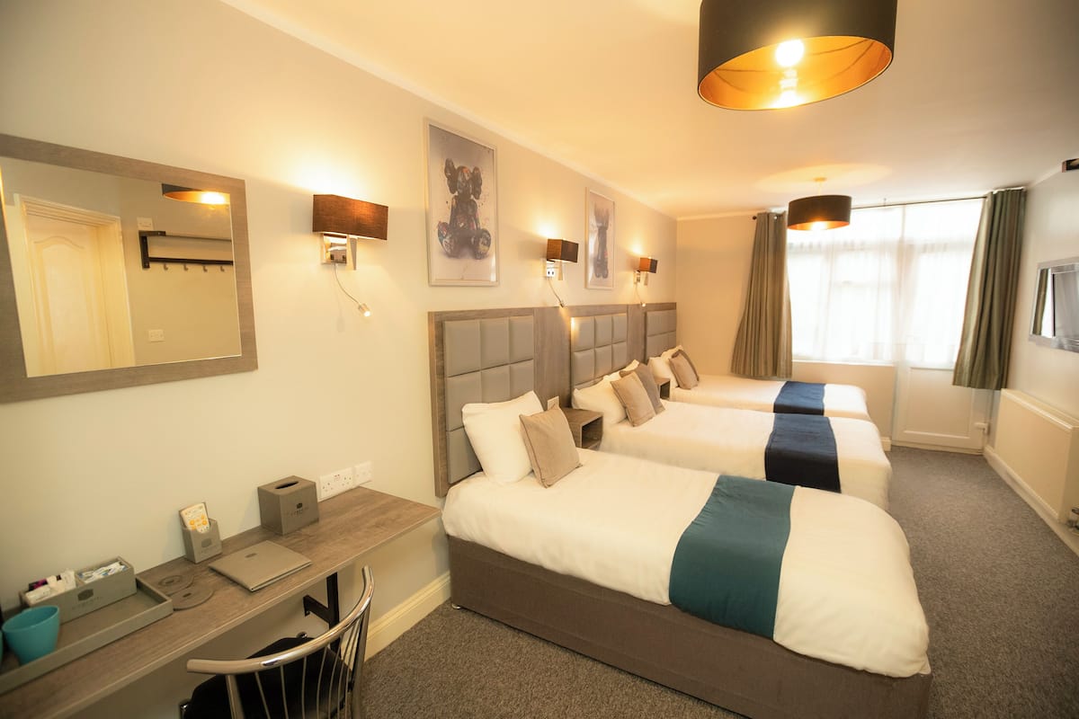 Family Room, Ensuite