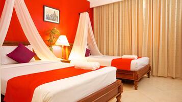 1 bedroom, pillow-top beds, minibar, in-room safe