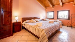 Standard Apartment, 3 Bedrooms, 2 Bathrooms (3-7 persone)