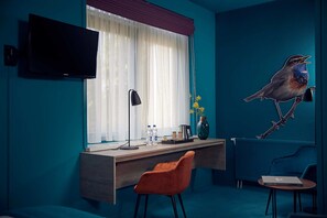 Ropa de cama de alta calidad, escritorio y cunas 