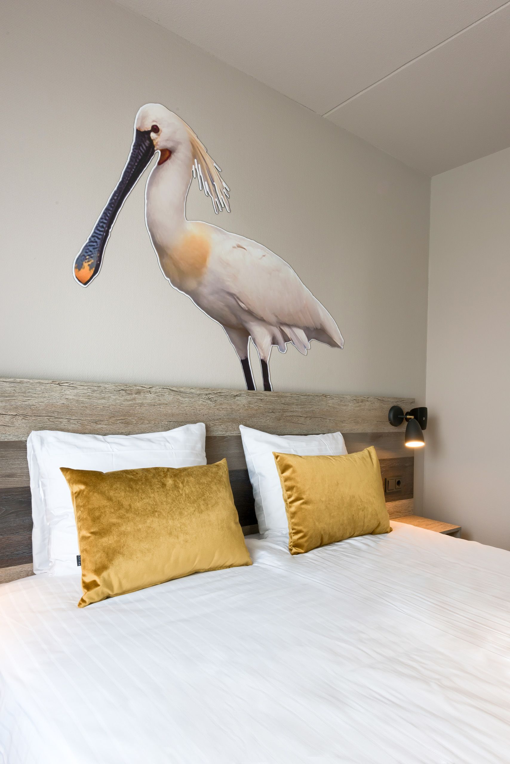 comfort double or twin room | premium bedding, desk, cots/infant beds, rollaway beds