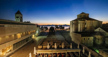 Boutique Hostel Forum