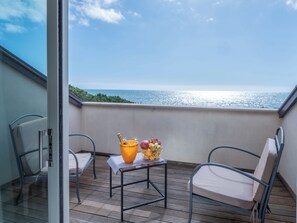 Suite, idromassaggio, vista mare | Esterni
