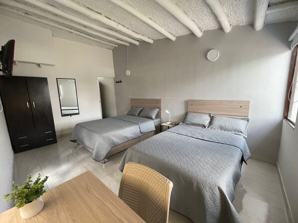 Triple Room | Individually furnished, blackout curtains, free WiFi, bed sheets