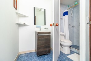 Bruser, brusehoved med spredningseffekt, bidet, håndklæder