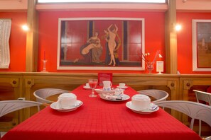 Free daily buffet breakfast - Hotel Pompei (Scafati)