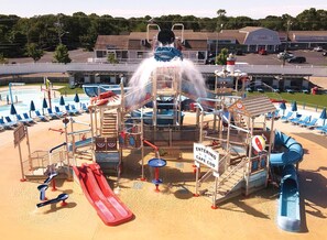 Children’s play area – outdoor - Cape Cod Family Resort and Parks (West Yarmouth)