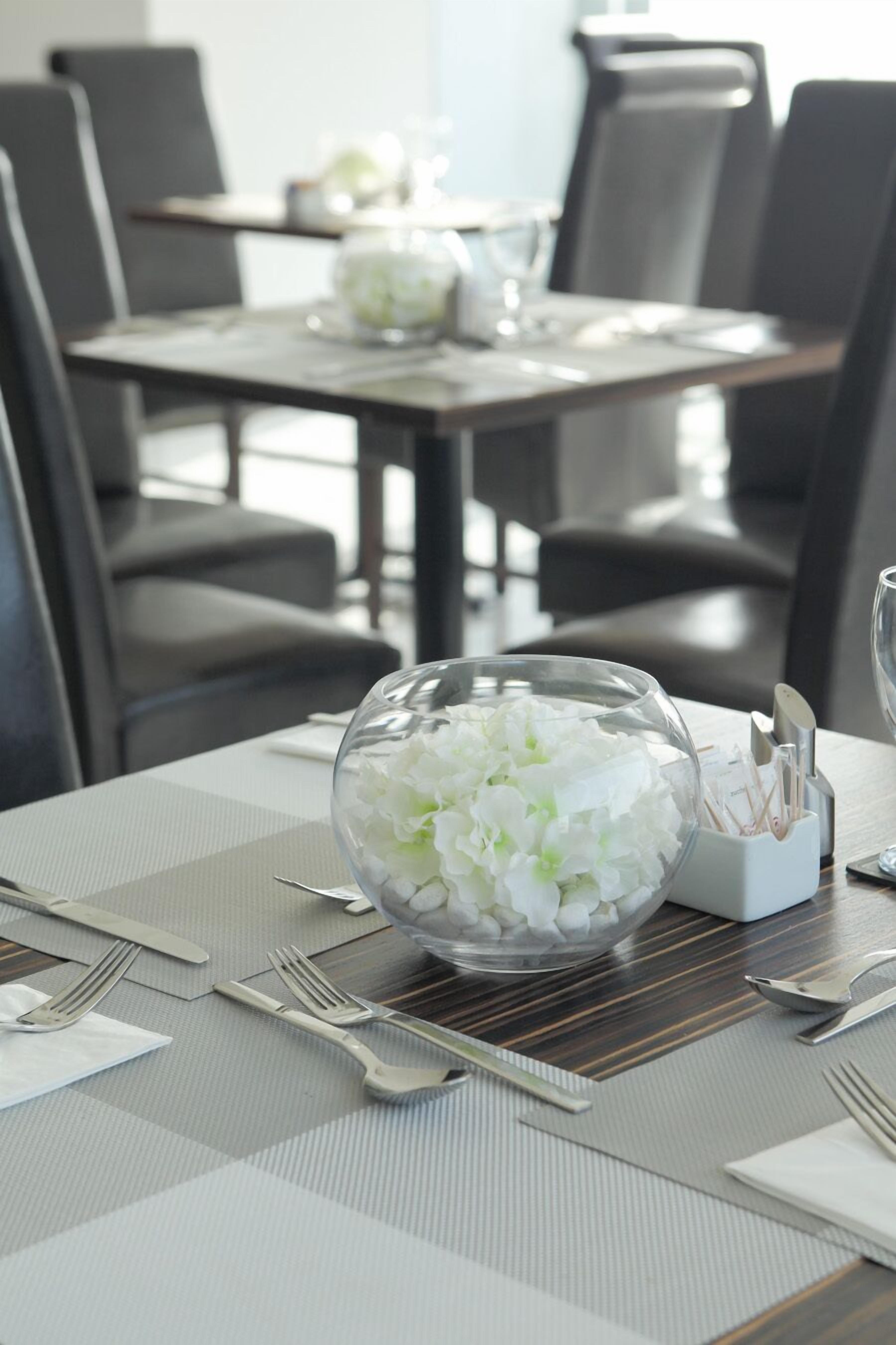 breakfast served, international cuisine, sea views