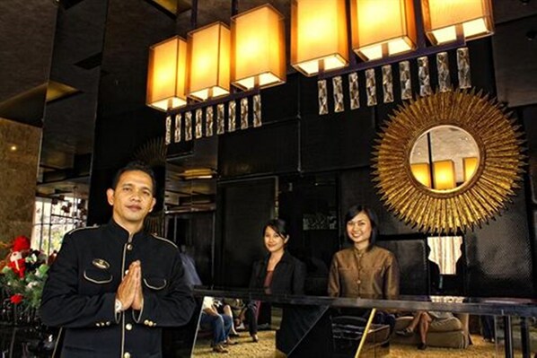 Reception - Amaroossa Hotel Bandung Indonesia (Bandung)
