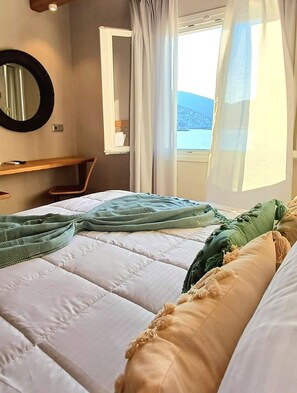 Deluxe-Suite | 1 Schlafzimmer, individuell eingerichtet, laptopgeeigneter Arbeitsplatz
