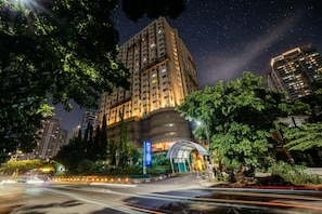 Exterior - Aston Pluit Hotel & Residence (Jakarta)