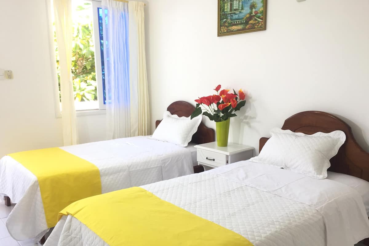 Down duvets, bed sheets