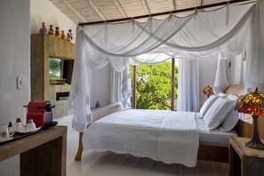 Suite de lujo | Ropa de cama de alta calidad, colchones viscoelásticos, minibar