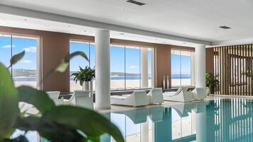 Indoor pool, pool loungers