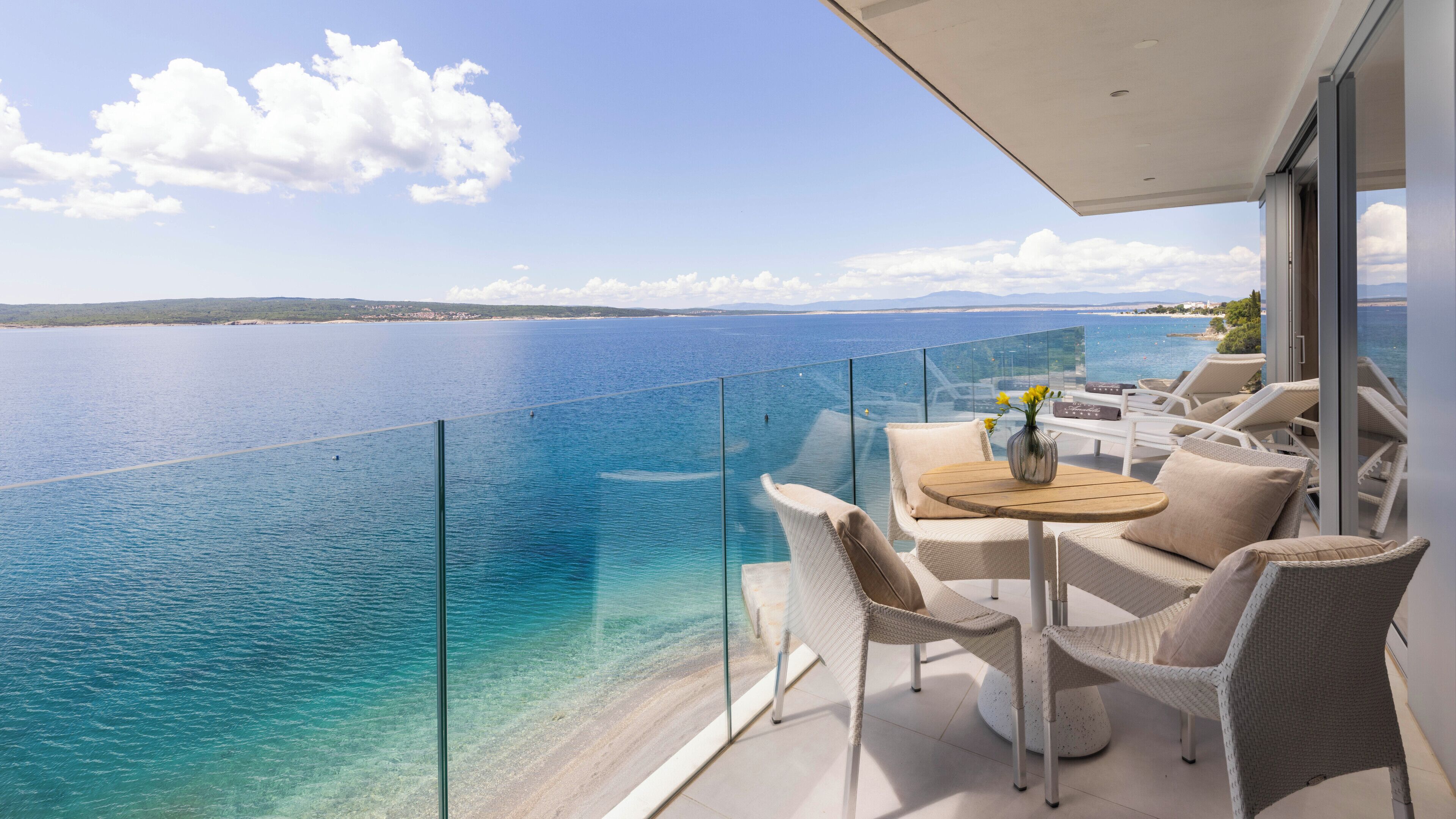 Executive Apartment, 2 Bedrooms, Sea View | Terrace/patio