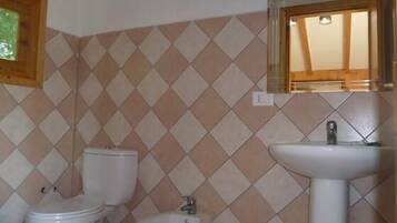 Family Room for 5 people | Bathroom | Shower, hair dryer