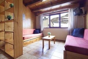 TV - Apartamentos Lake Placid (Pas de la Casa)