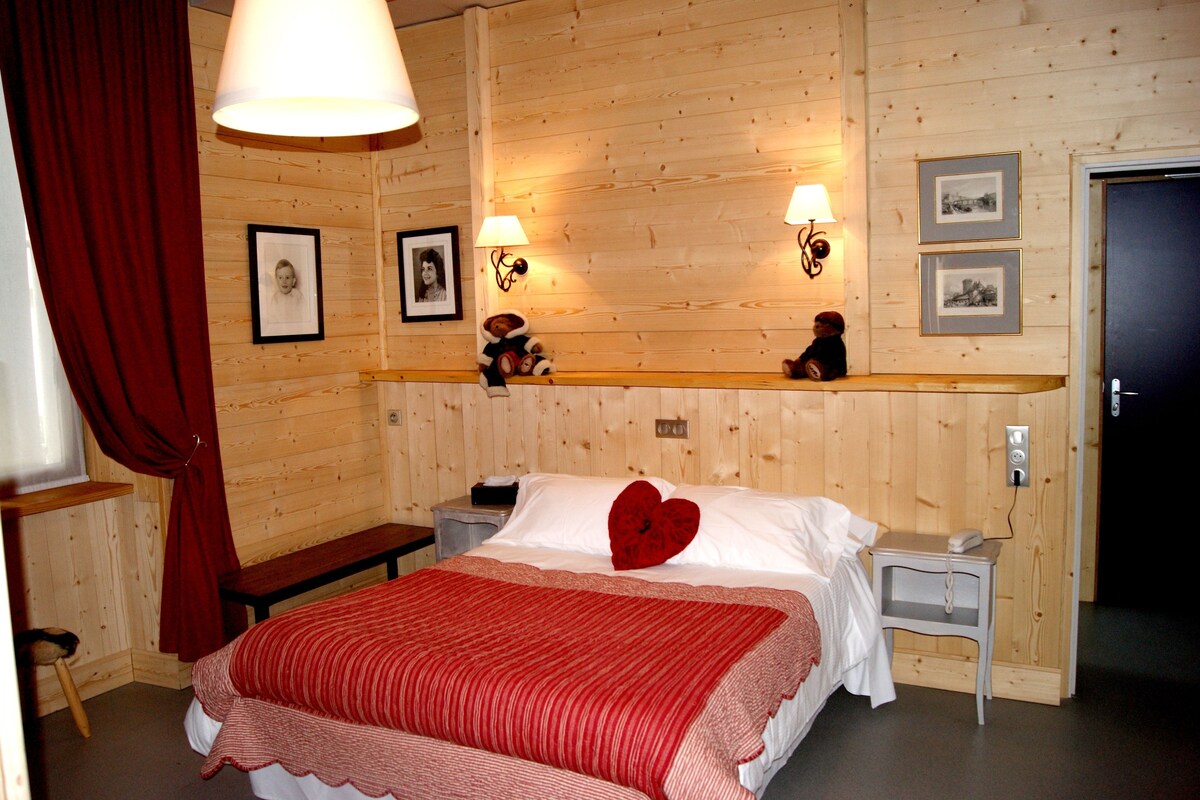Doppelzimmer | Zimmersafe, kostenlose Babybetten, kostenloses WLAN