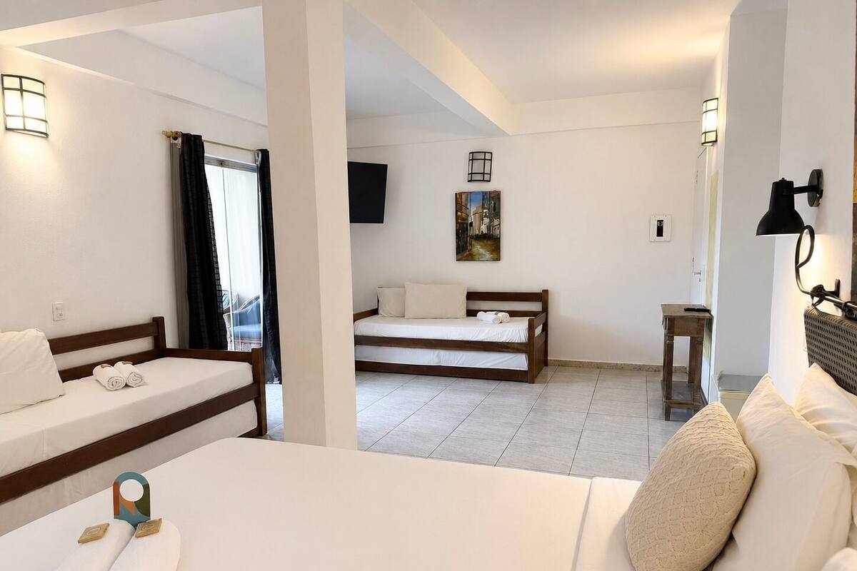 Family Room | Premium bedding, minibar, bed sheets