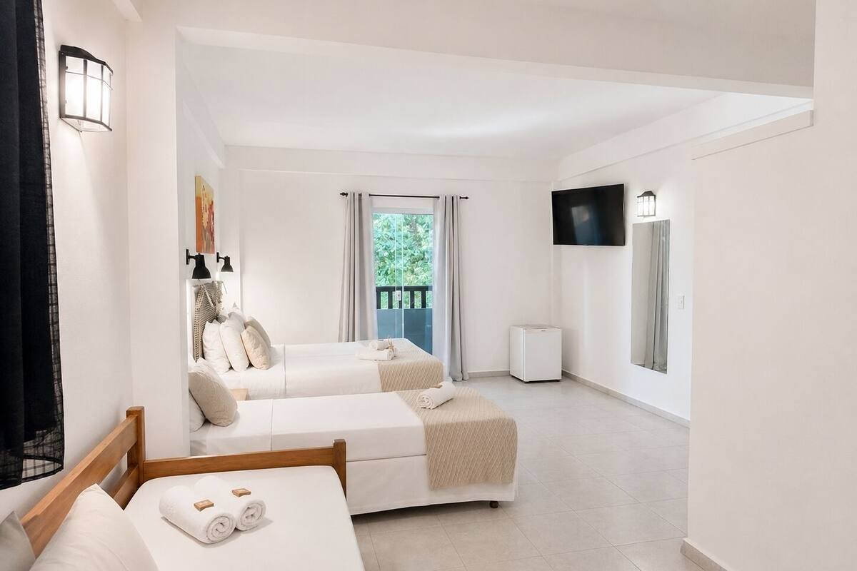 Loft | Premium bedding, minibar, bed sheets