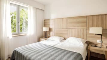 In-room safe, desk, blackout curtains, cots/infant beds