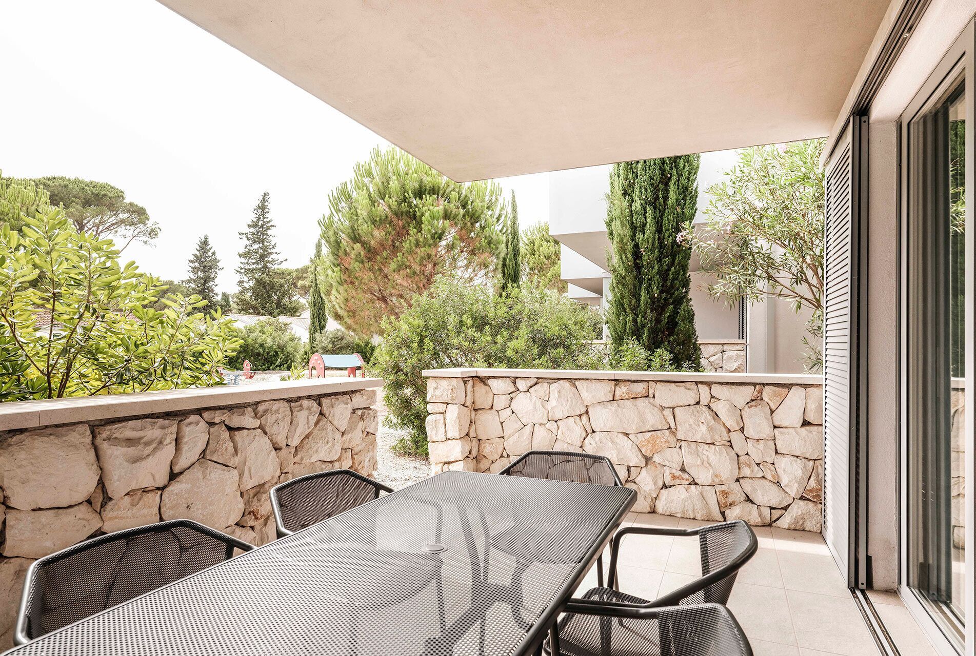 Superior Two-Bedroom Apartment for 4+2 persons | Terrasse/Patio