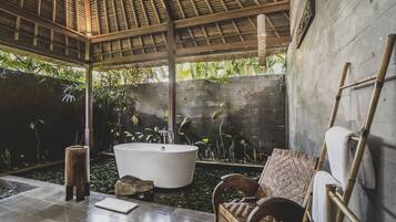 Bañera y ducha independientes, cabezal de ducha tipo lluvia