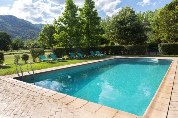 Exterior - Casa Rural Can Jepet (La Cellera de Ter)