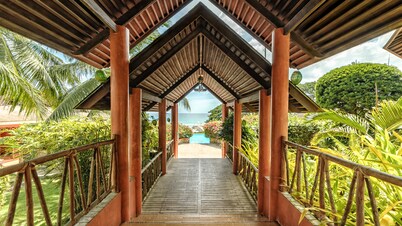 Flushing Meadows Resort and Playground